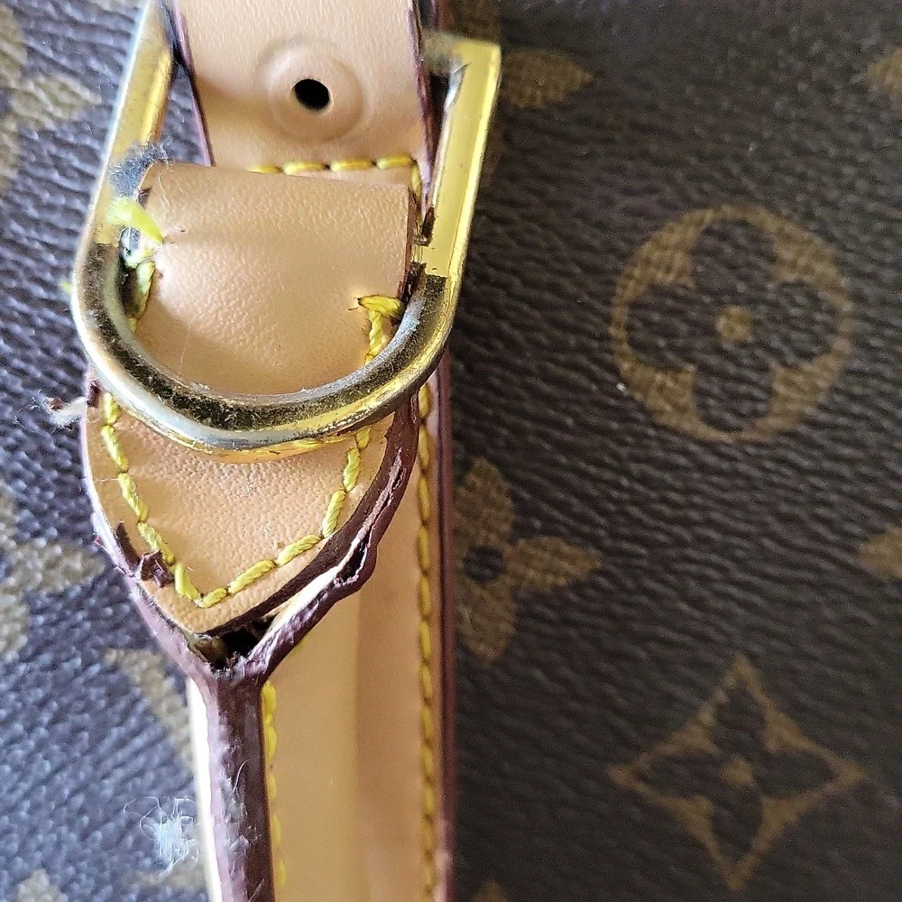 LV Logo briefcase damaged. Peefect For Crafting